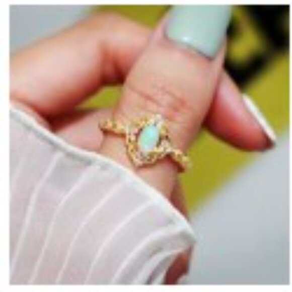 Opal Diamond Ring 1.25 Carat Oval‎ Intricate - Picture 4 of 4